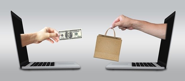 compra en linea ejemplos de Competencia Monopolística